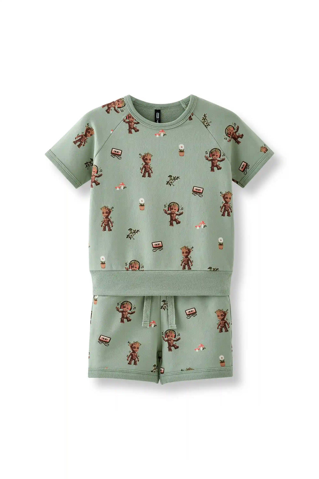 Short Sleeve Jogger Set in Groot