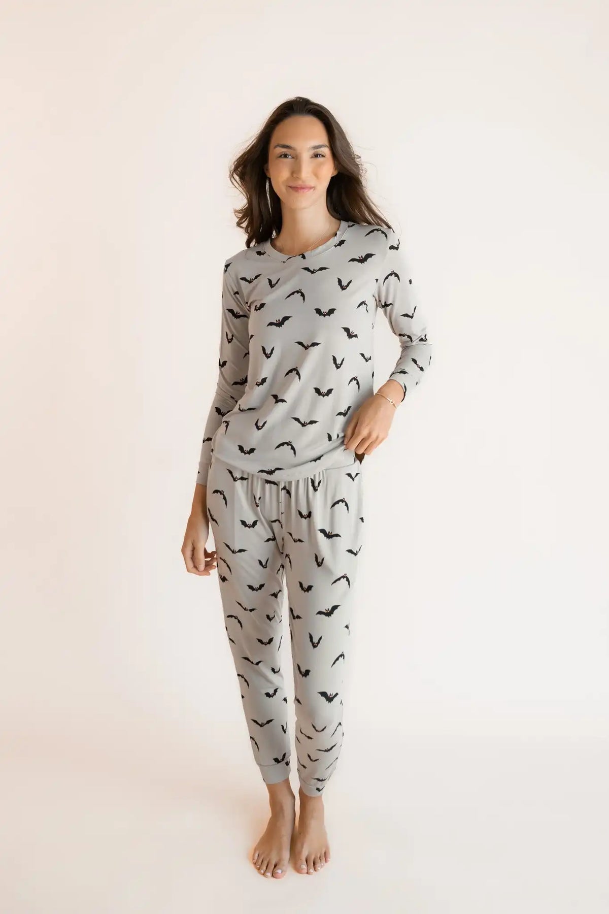 Women's Jogger Pajama Set in Bats