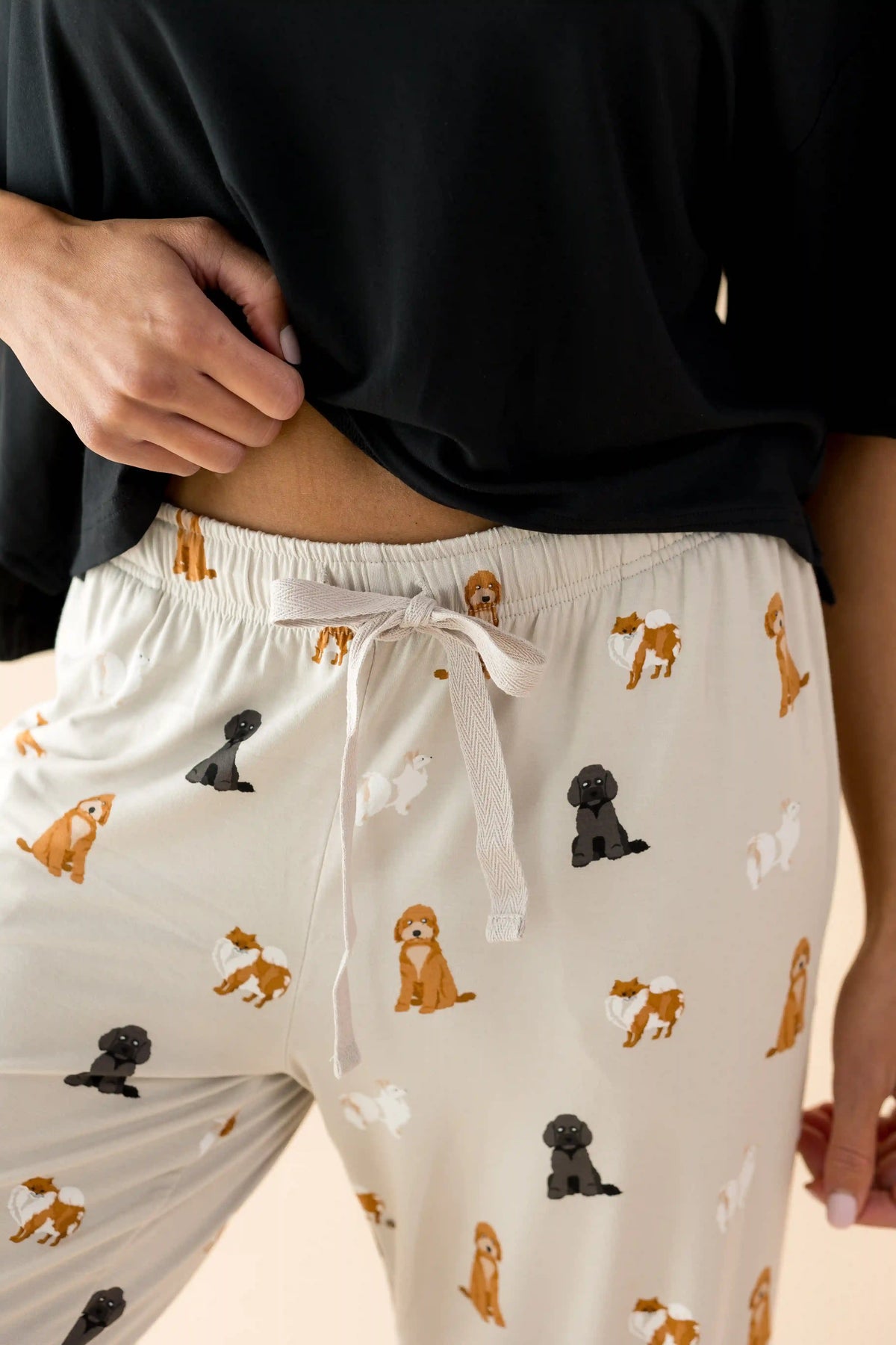Women's Lounge Pants in Fluffy Dog