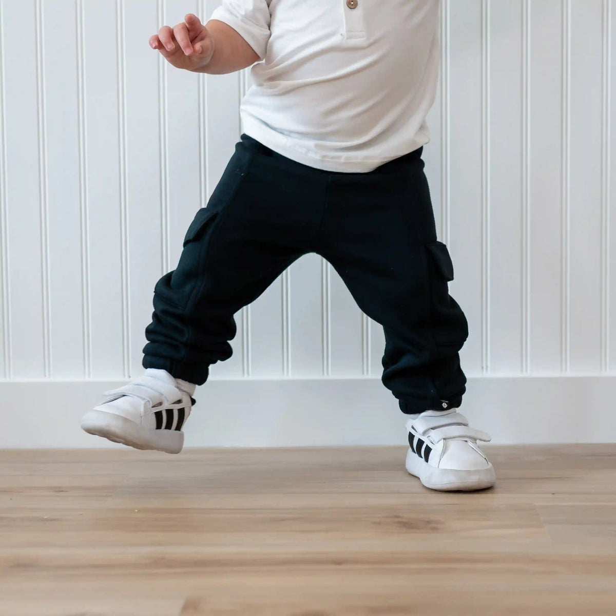 Fleece Cargo Pants in Midnight
