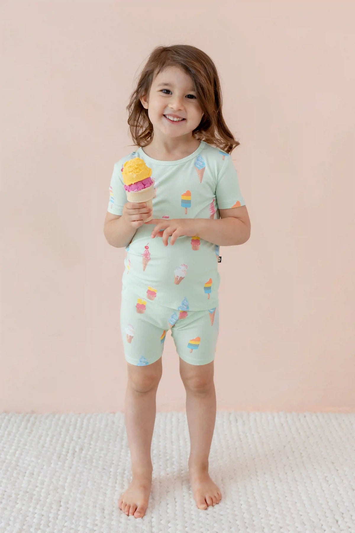 Short Sleeve Pajamas in Mint Ice Cream