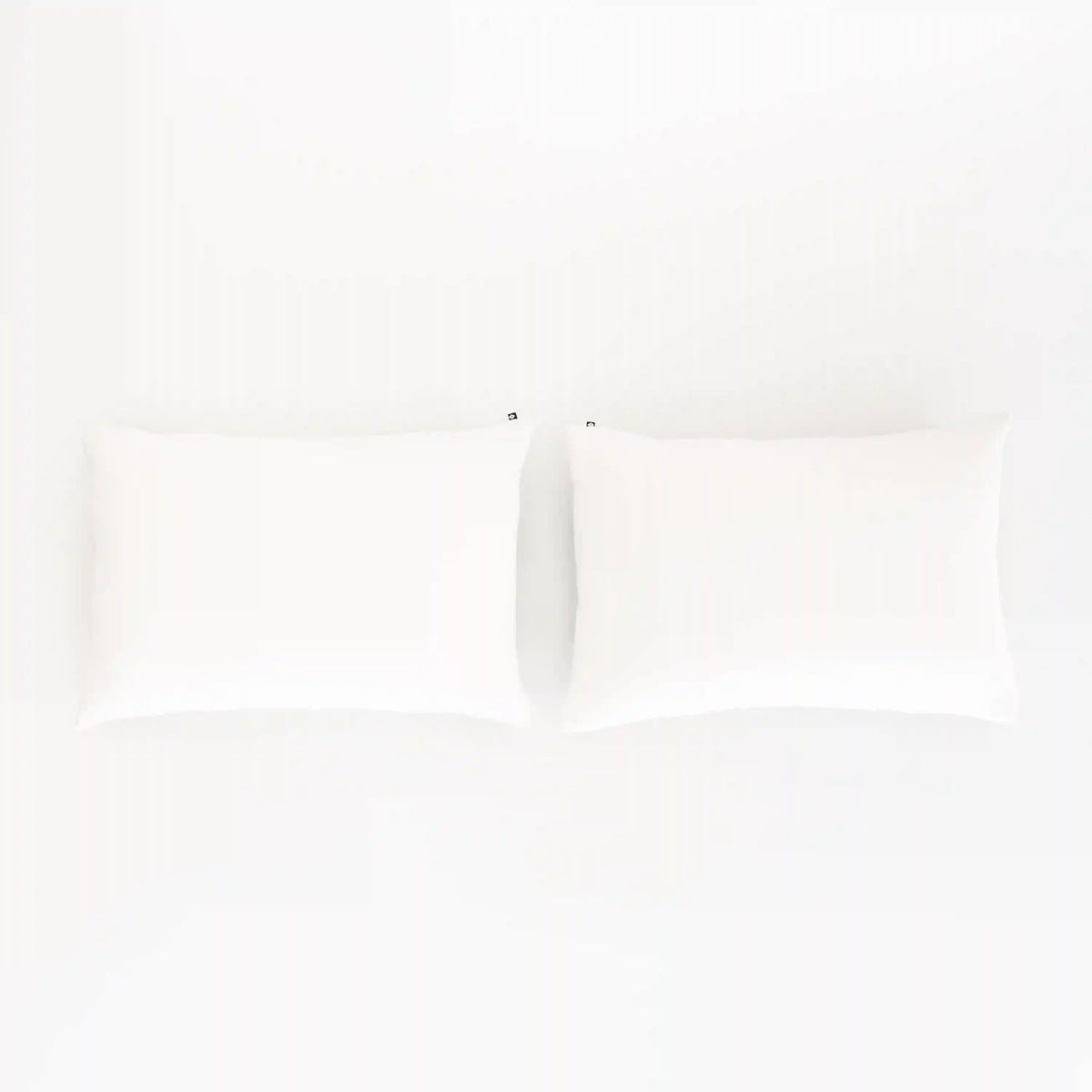 Fitted Sheet with Pillowcases in Cloud