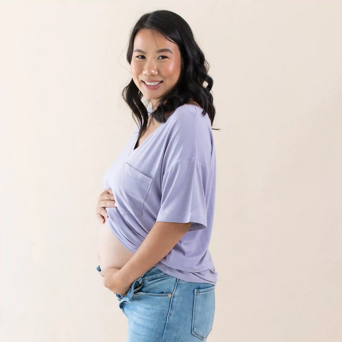 Women's Oversized V-Neck Tee in Taro